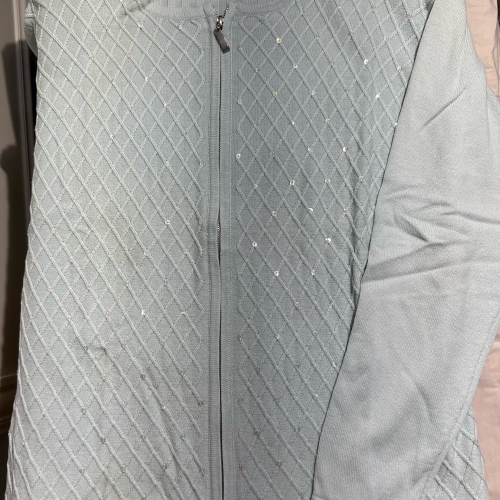 2 pieces sweater.